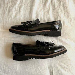 Franco Sarto Black Faux Patent Carolynn Lug Sole Loafers size 10 Medium
